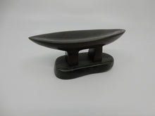 Load image into Gallery viewer, Model Qulliq (Stone Lamp)