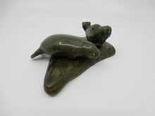 Load image into Gallery viewer, Two Seal