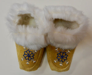 Moccasins, Woman's size 5