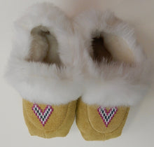 Load image into Gallery viewer, Moccasins, Children&#39;s size 5