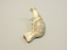 Load image into Gallery viewer, Seal